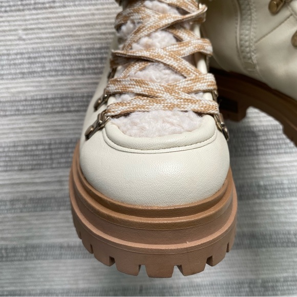 Circus By Sam Edelman Ivory Georgia Boots - Picture 10 of 15